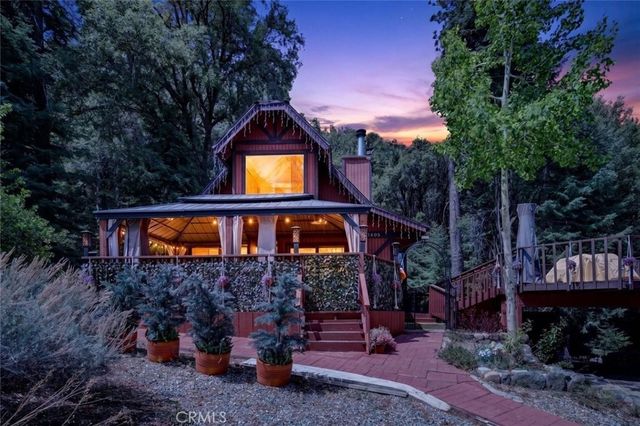 1405 Zion Way, Pine Mountain Club