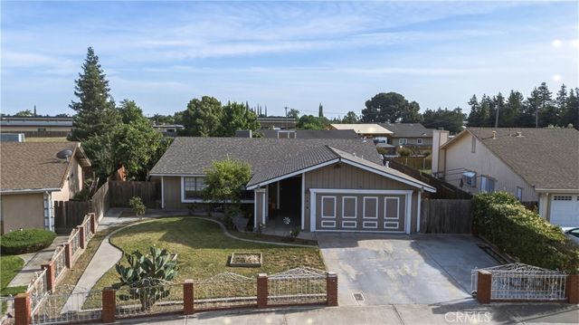 1418 Nut Tree, Livingston