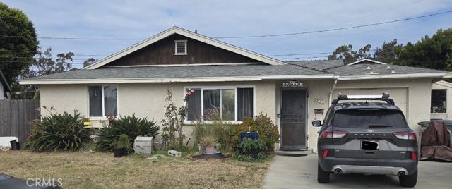 821 Oak Court, Port Hueneme
