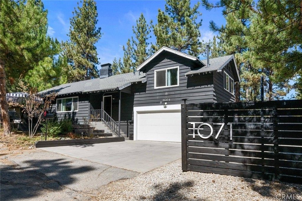 1071 Mountain, Big Bear City