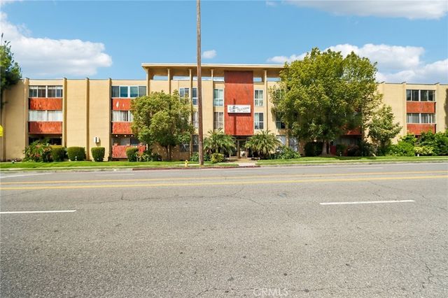 6225 Coldwater Canyon Avenue # 102, North Hollywood