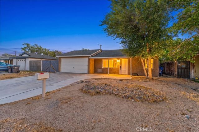 232 E Avenue P5, Palmdale