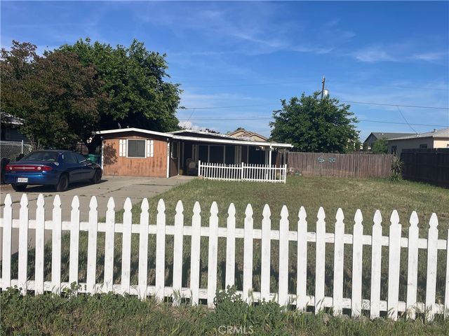 2432 Meadowbrook, Merced