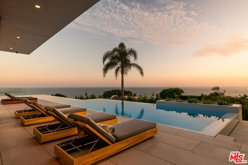 26946 Pacific Coast Highway, Malibu