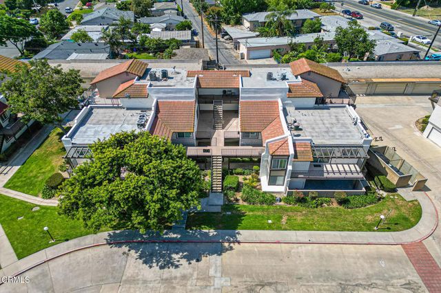 826 Cinnamon Lane, Duarte