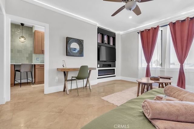 315 W 3rd # 512, Long Beach