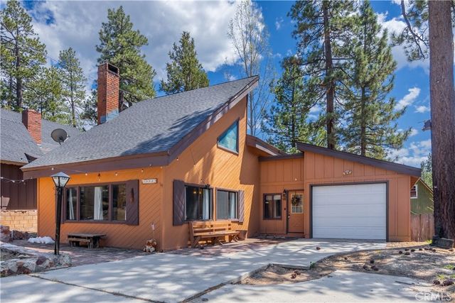 39945 Trail Of The Whispering Pines, Big Bear Lake
