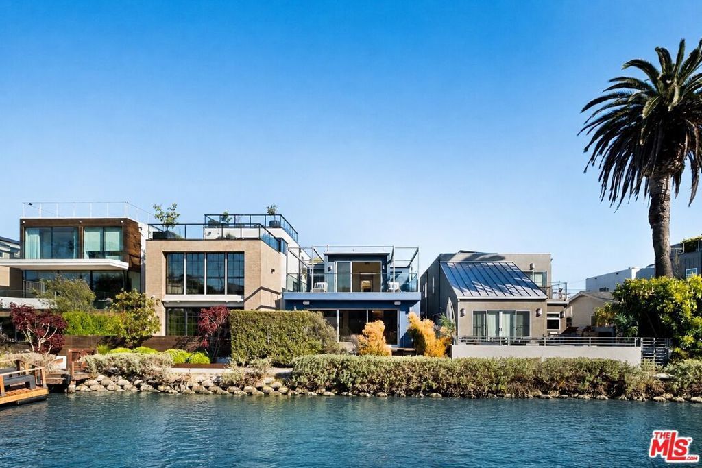 230 Carroll Canal, Venice