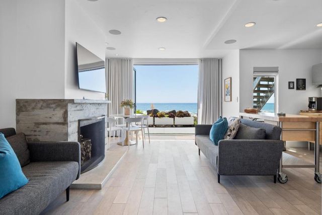 264 Beach Drive, Aptos