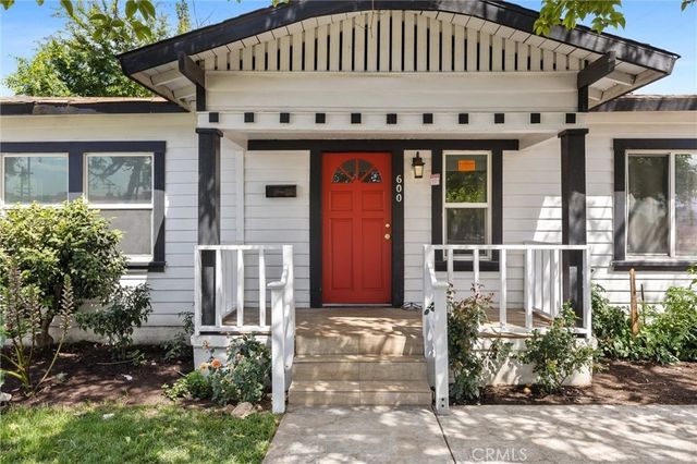 600 Olive, Bakersfield
