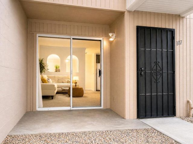 2825 N Los Felices Road # 107, Palm Springs