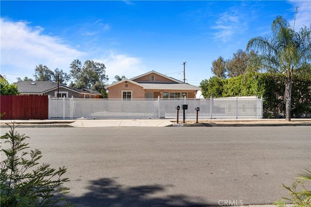 217 E 5th Street, Perris