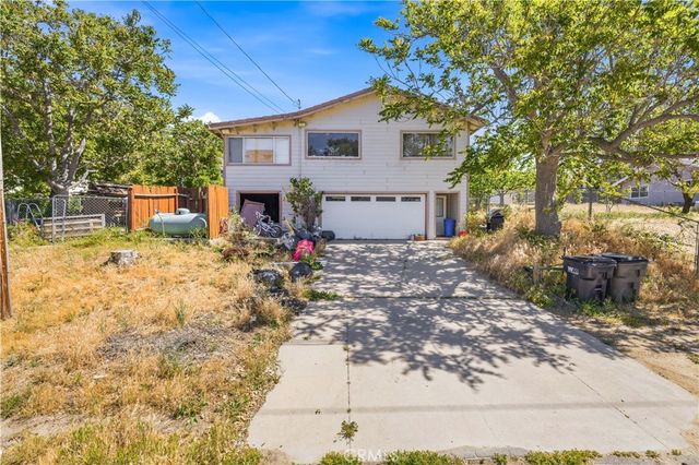 14971 Sunnydale, Lake Hughes