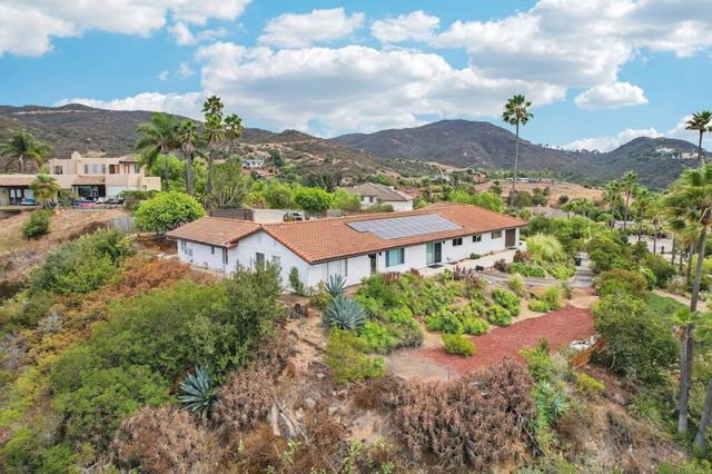 2068 Camino Culebra, Vista