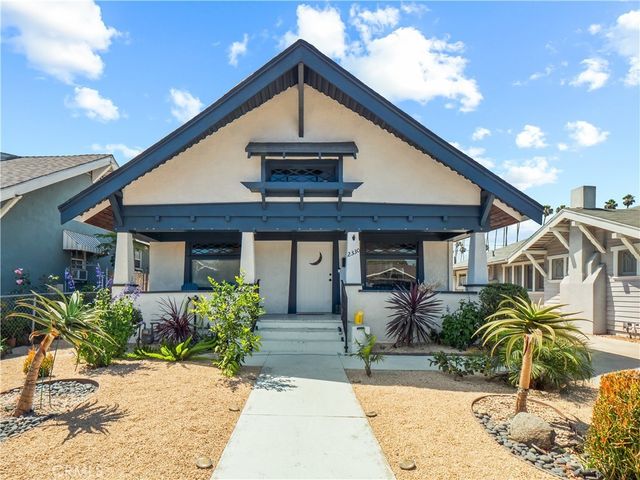 2330 W 29th Place, Los Angeles
