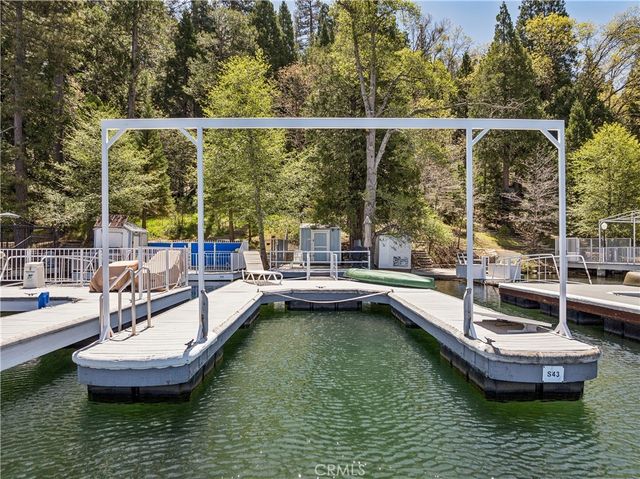 43 S43 -single Slip Dock, Lake Arrowhead