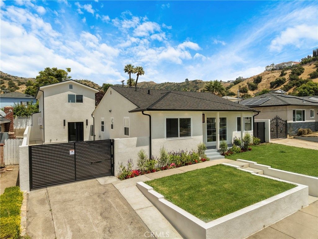 8330 Outland View Drive, Sun Valley