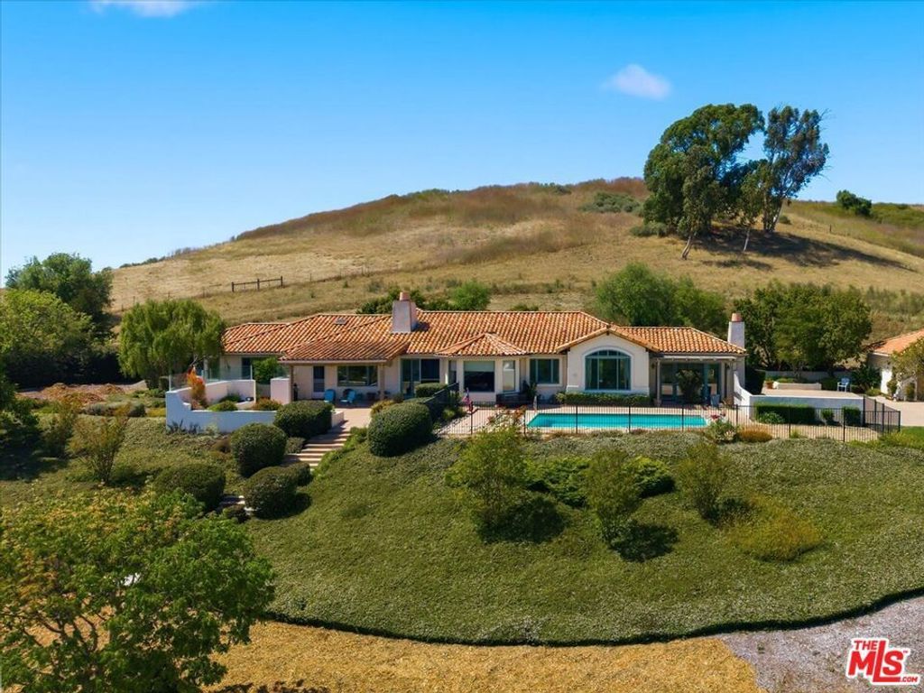 1611 Fredensborg Way, Solvang
