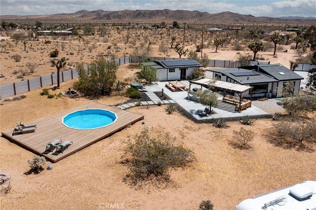 1564 Luna Mesa Road, Yucca Valley