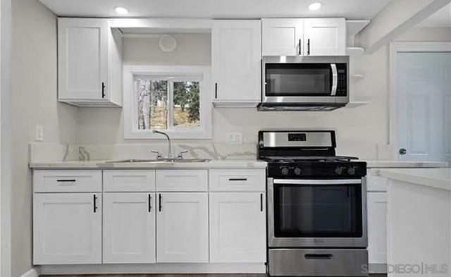 201 Hillside Spur, Cedar Glen