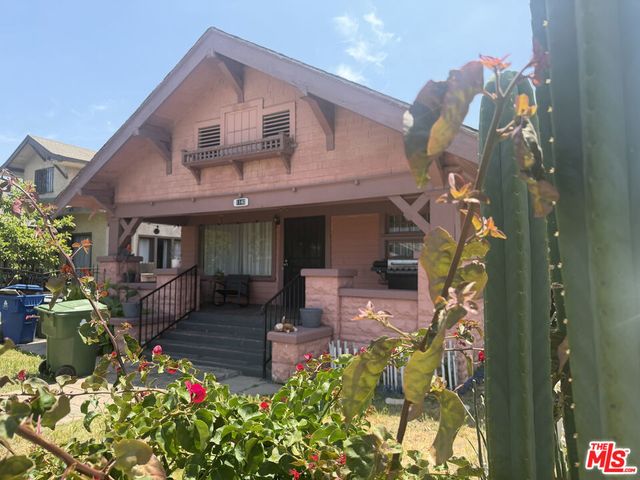 1140 W 51st Place, Los Angeles