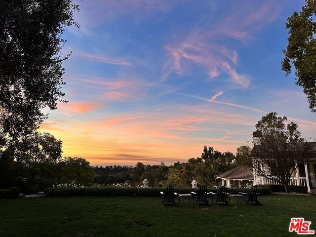 1267 Villa Woods Drive, Pacific Palisades