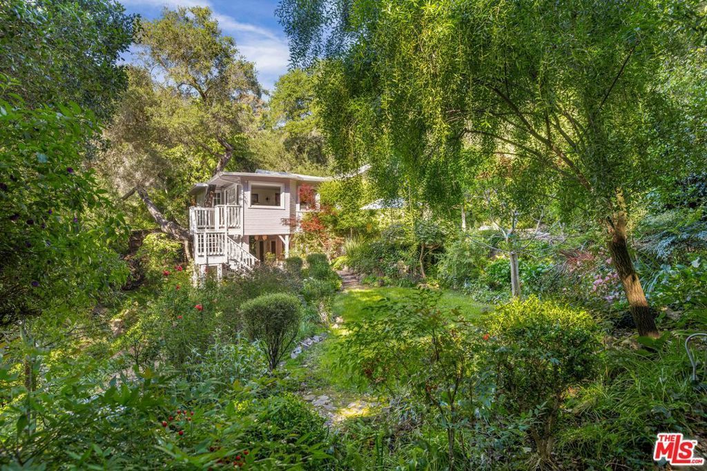 21714 Encina Road, Topanga