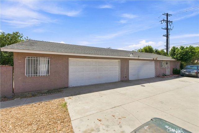 17317 Marygold, Bloomington