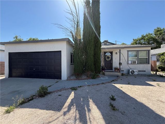 38321 Rosemarie Street, Palmdale
