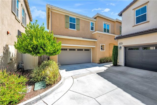40042 Calle Real, Murrieta