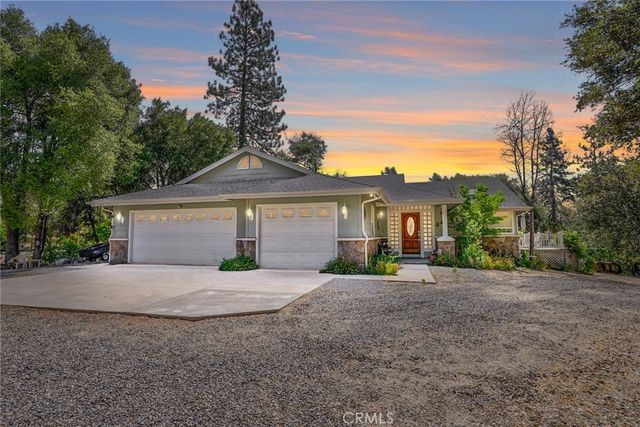 44550 Windsong Way, Ahwahnee