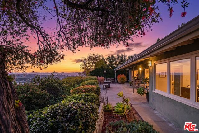 3823 Cody Road, Sherman Oaks