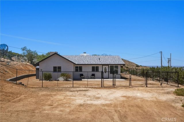 25735 Santa Rosa Road, Apple Valley
