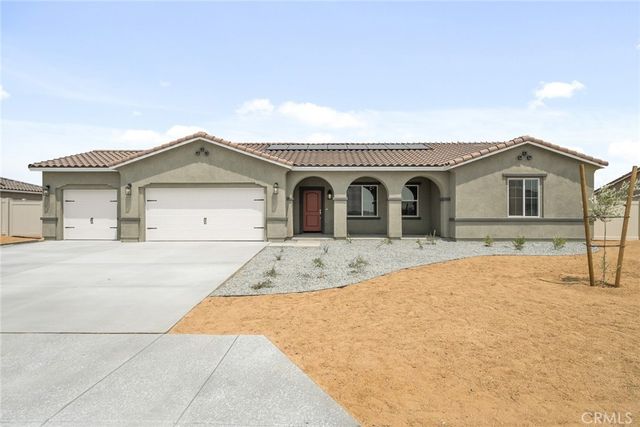 14878 Desert Lily Court, Apple Valley