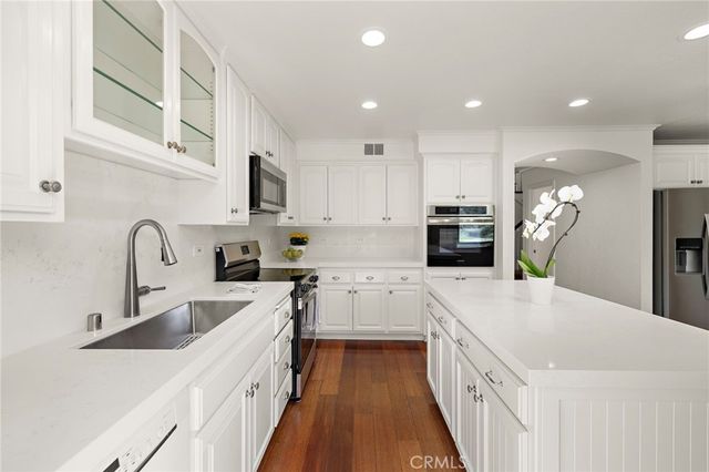 5 Morningside, Irvine