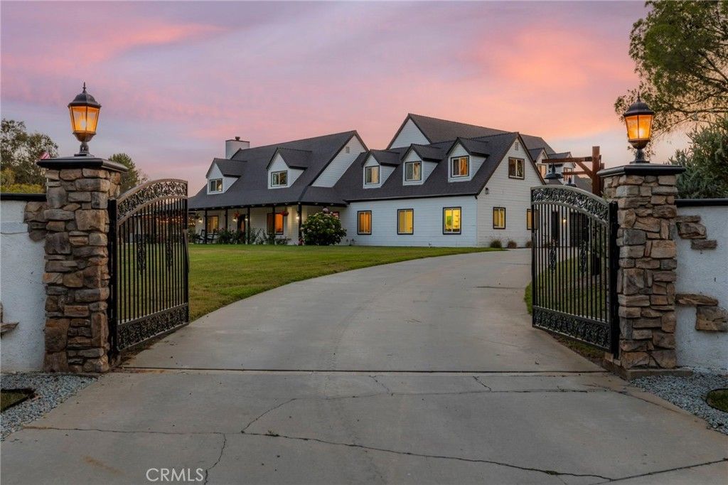 42525 Calle Capistrano, Temecula