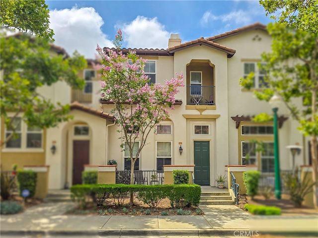 616 Mckenna, Claremont