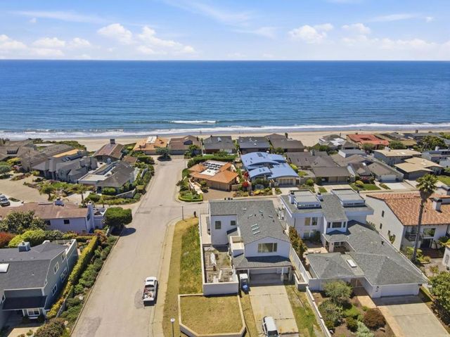 995 Via Tornasol, Aptos