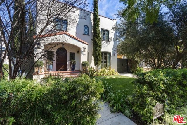 934 S Mullen Avenue, Los Angeles