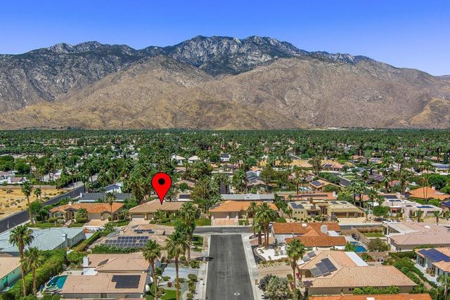 1681 Ponderosa Way, Palm Springs