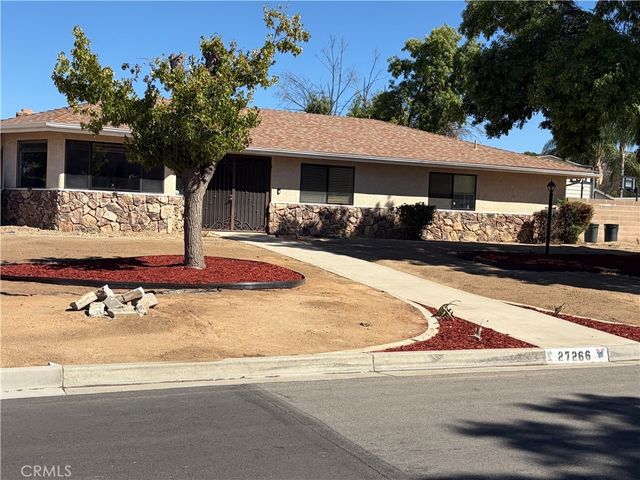 27266 Pacifica Court, Hemet