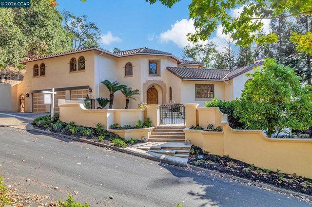 74 Yarrow Valley Ln, Orinda