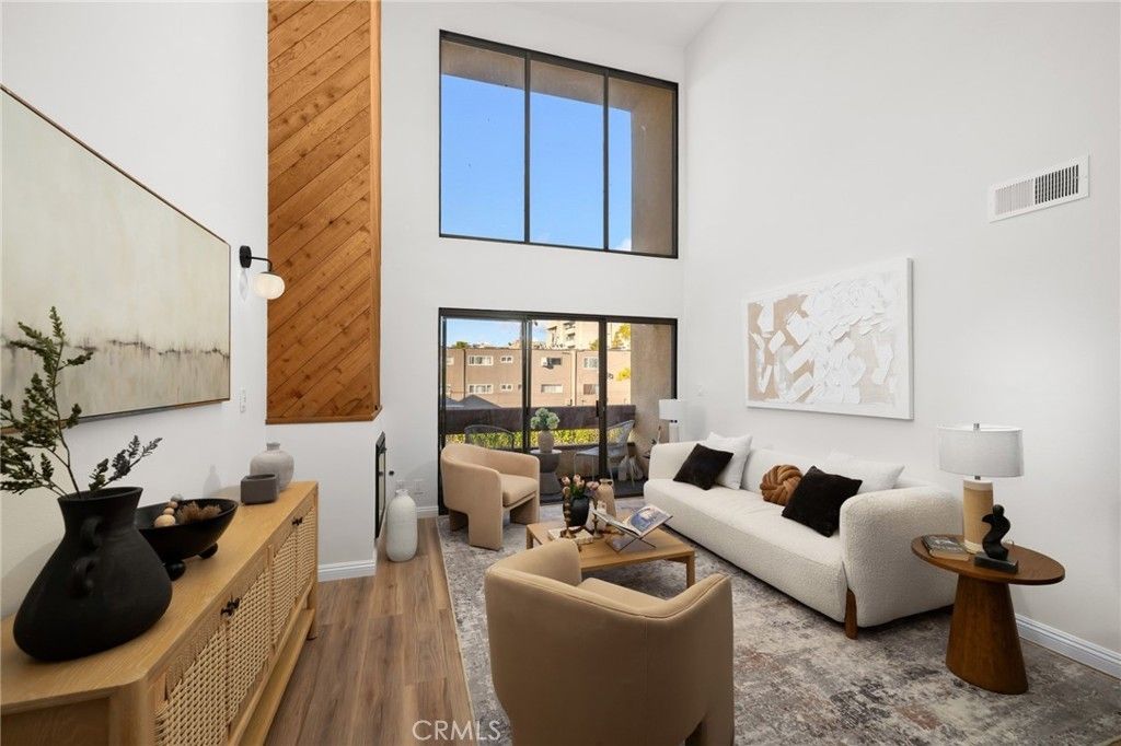 300 S Reno Street # 303, Los Angeles