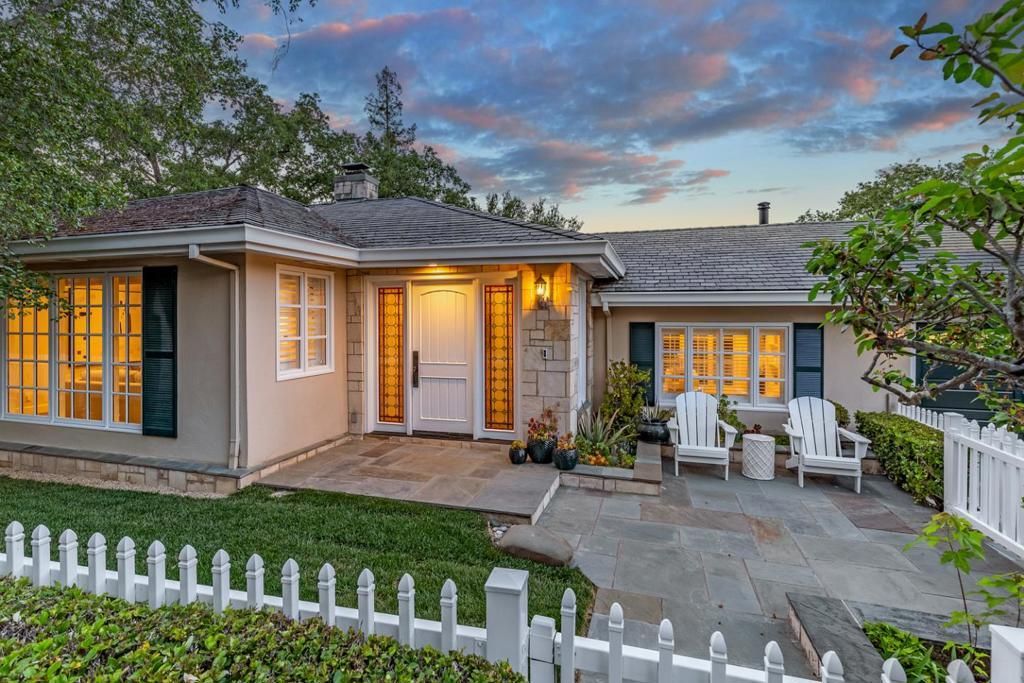 103 Toyon Court, Woodside