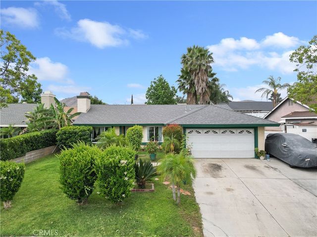 5242 La Salle, Riverside