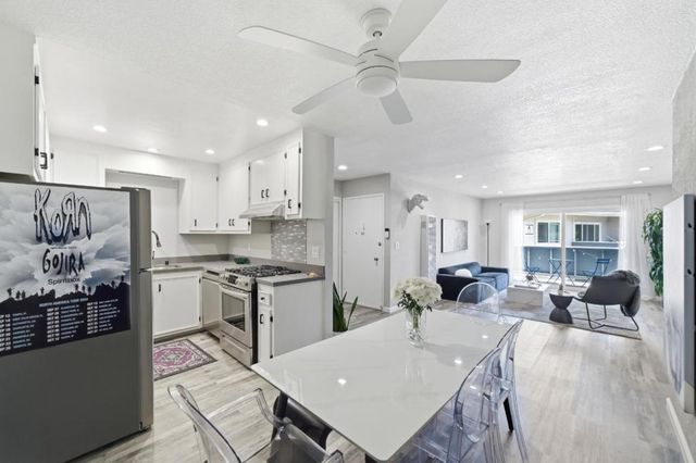 38228 Paseo Padre Parkway # 10, Fremont