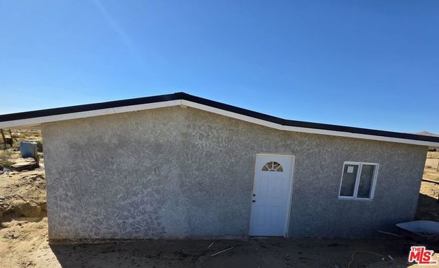 7797 Quartz Road, Mojave