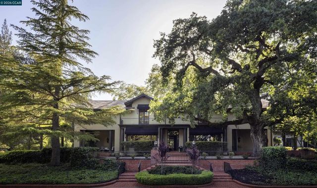 300 Camille Ave, Alamo