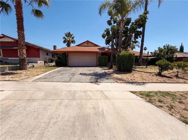 5947 Arden Avenue, Highland