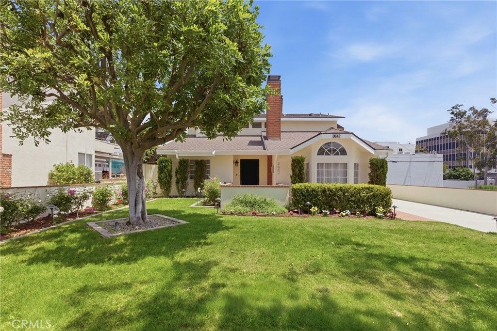 3642 Locust Ave, Long Beach